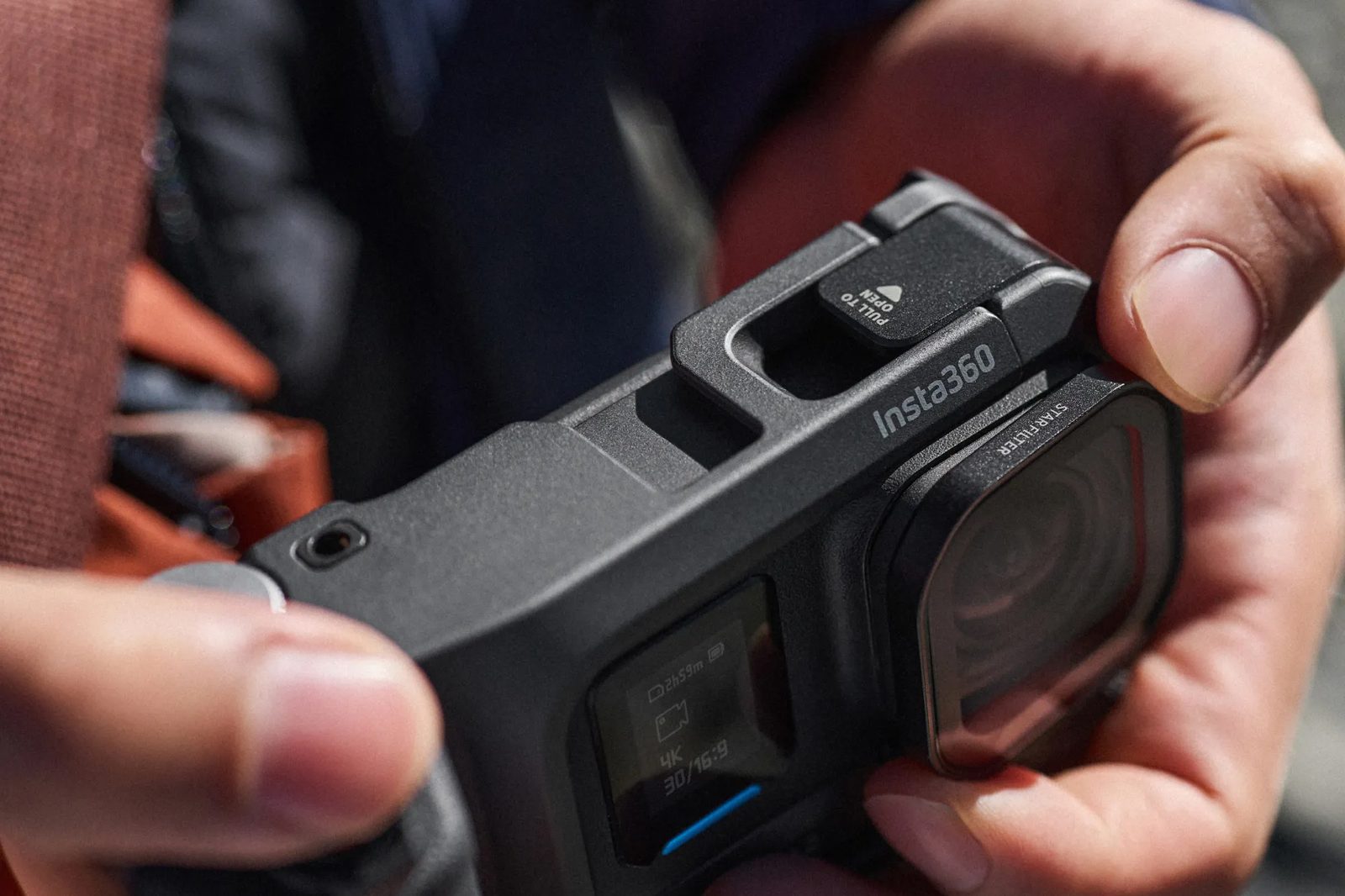 Close-up of the Ace Pro 2 with a star filter mounted on the Leica lens